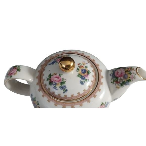Royal Albert Lady Carlyle Teapot With Lid Roses Gold Trim Vintage - Picture 12 of 12